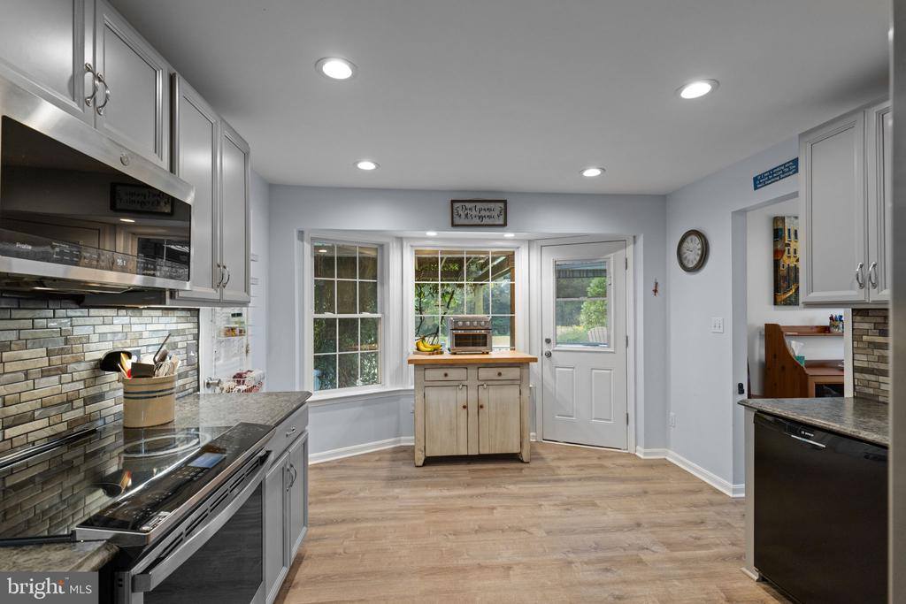 9178 Hannah Dustin, Casanova, VA 20139