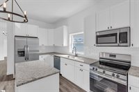 33 Henry, Greenville, SC 29605