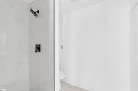 33 Henry, Greenville, SC 29605