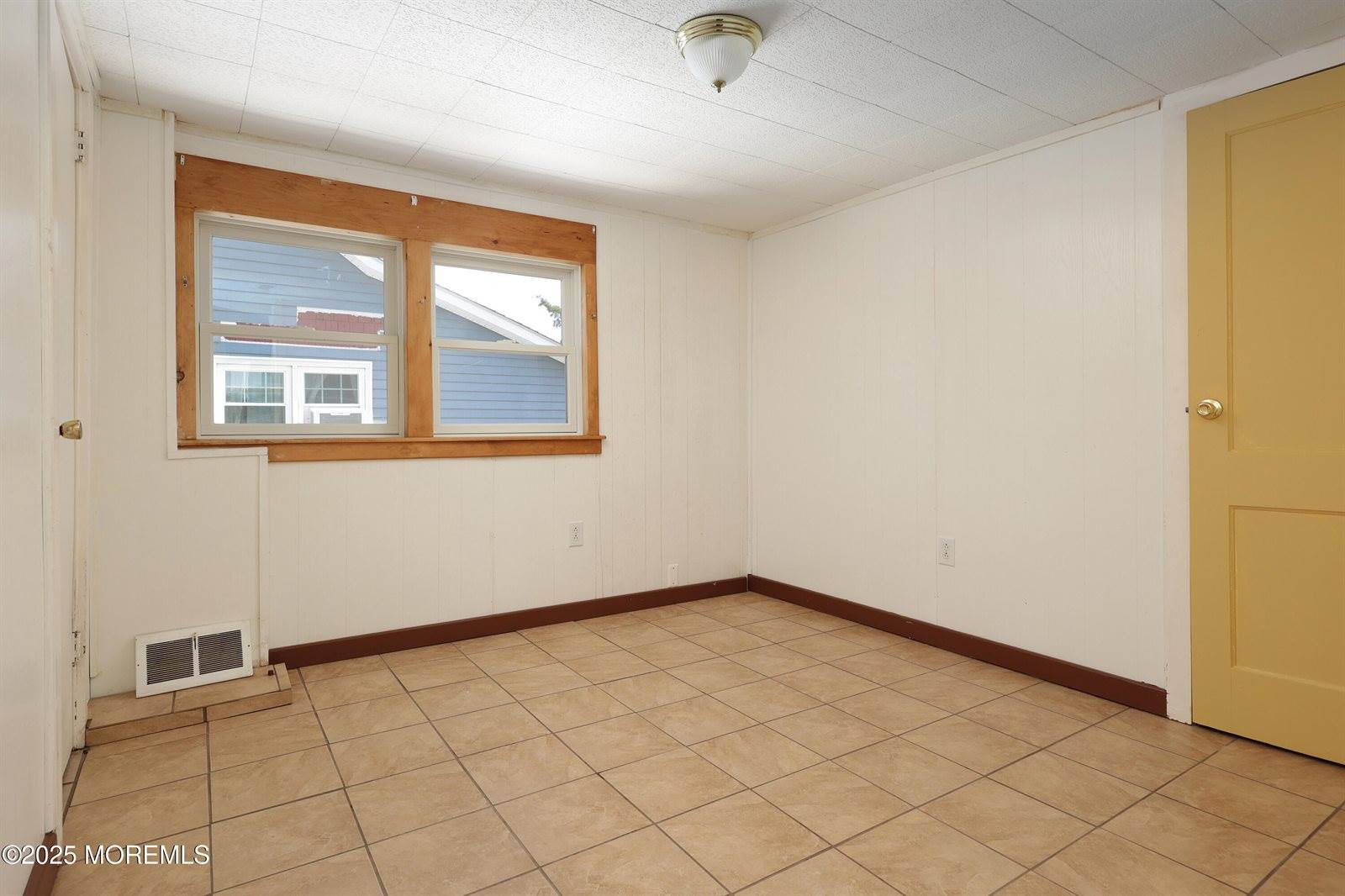 94 Maplewood Avenue, Keansburg, NJ 07734