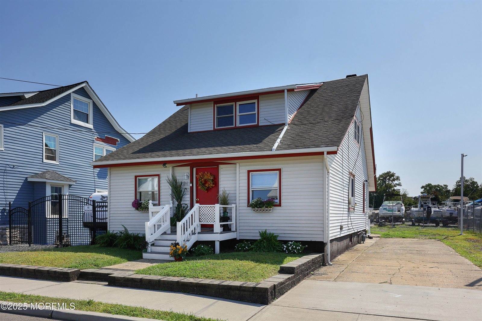 94 Maplewood Avenue, Keansburg, NJ 07734