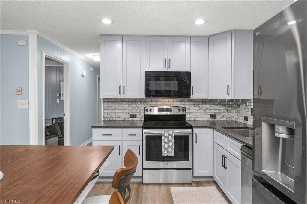 196 Belnette Drive, Lewisville, NC 27023