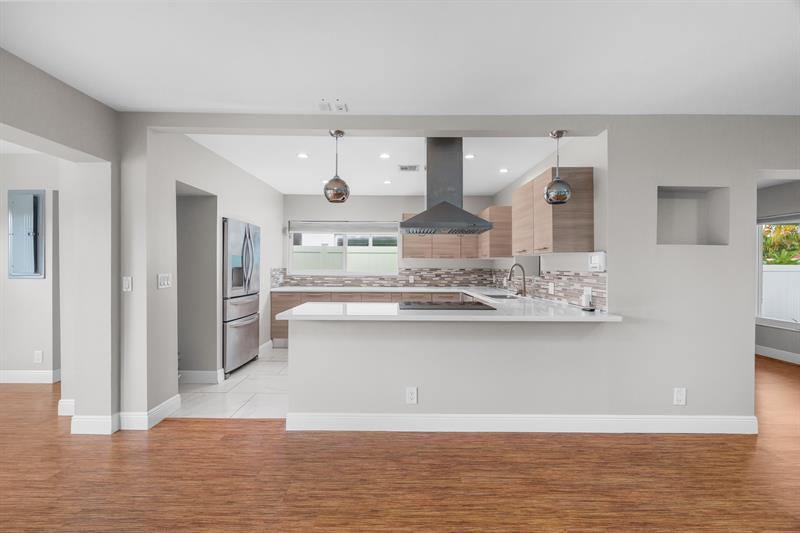 364 NW 48th Ct, Oakland Park, FL 33309