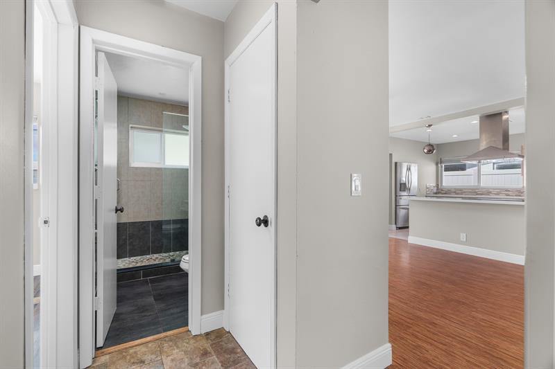 364 NW 48th Ct, Oakland Park, FL 33309