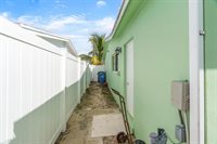 364 NW 48th Ct, Oakland Park, FL 33309