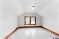 2859 Iowa Street, Omaha, NE 68112