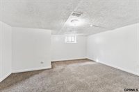 2859 Iowa Street, Omaha, NE 68112