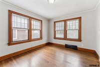 2859 Iowa Street, Omaha, NE 68112