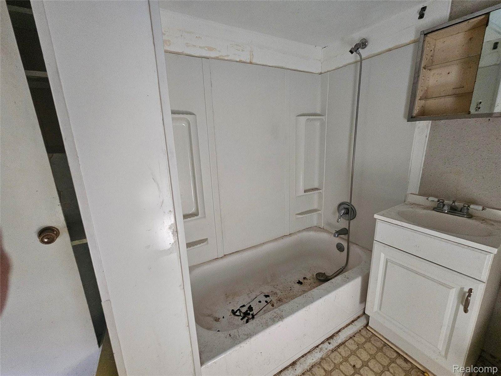 11630 Washington Avenue, MtMorrisCity_Genesee, MI 48458