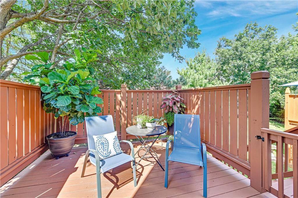 12656 Barkley Street, Overland Park, KS 66209