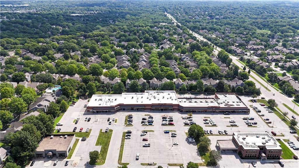 12656 Barkley Street, Overland Park, KS 66209