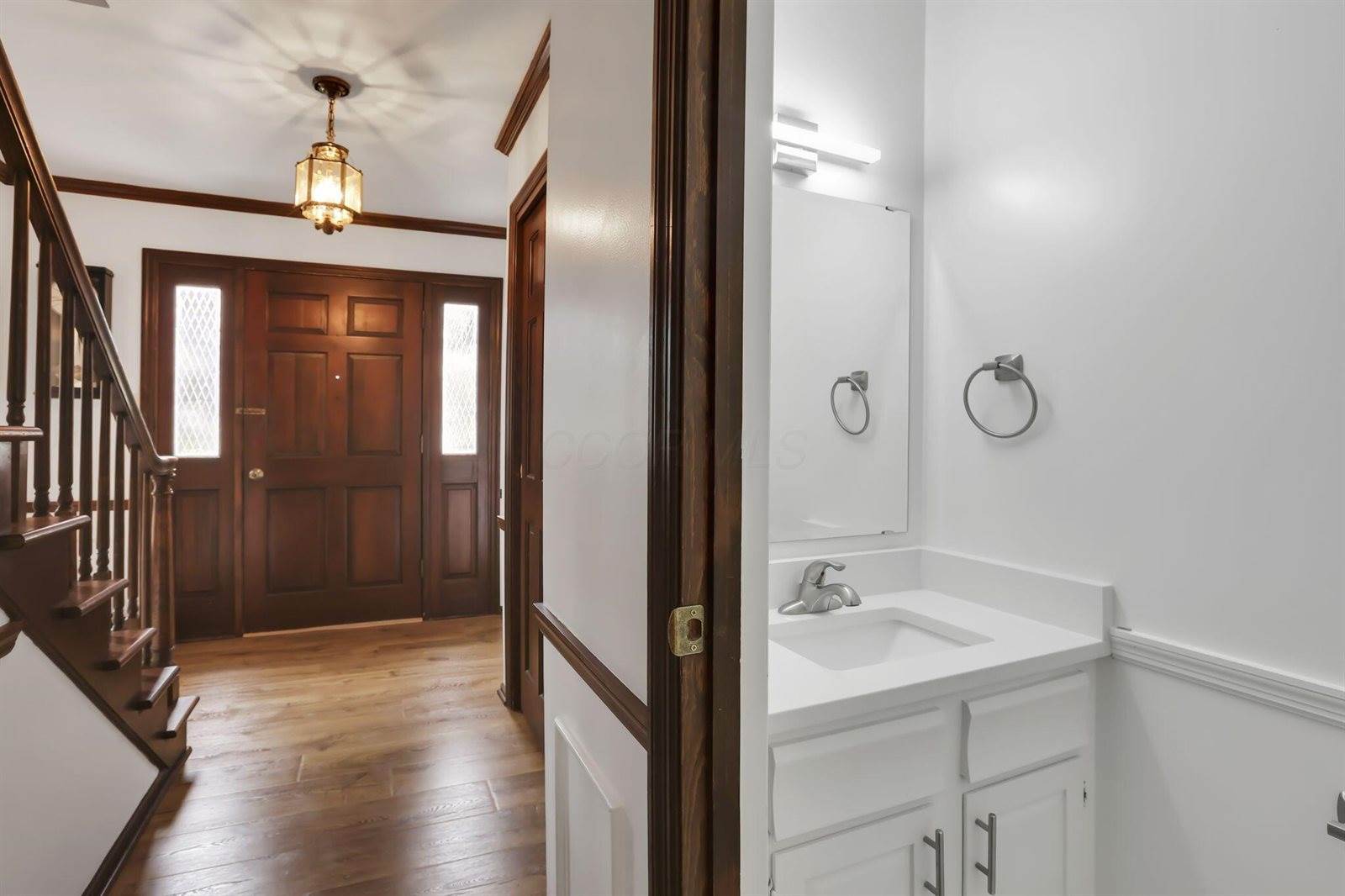 1558 Denbigh Drive, Columbus, OH 43220