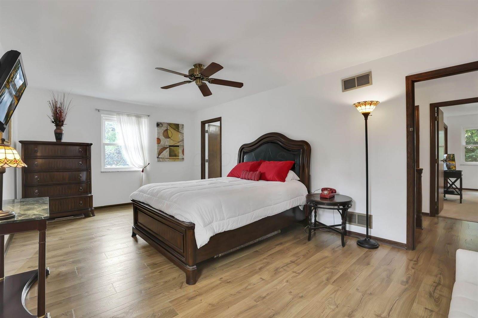 1558 Denbigh Drive, Columbus, OH 43220