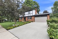 1558 Denbigh Drive, Columbus, OH 43220