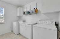 1558 Denbigh Drive, Columbus, OH 43220