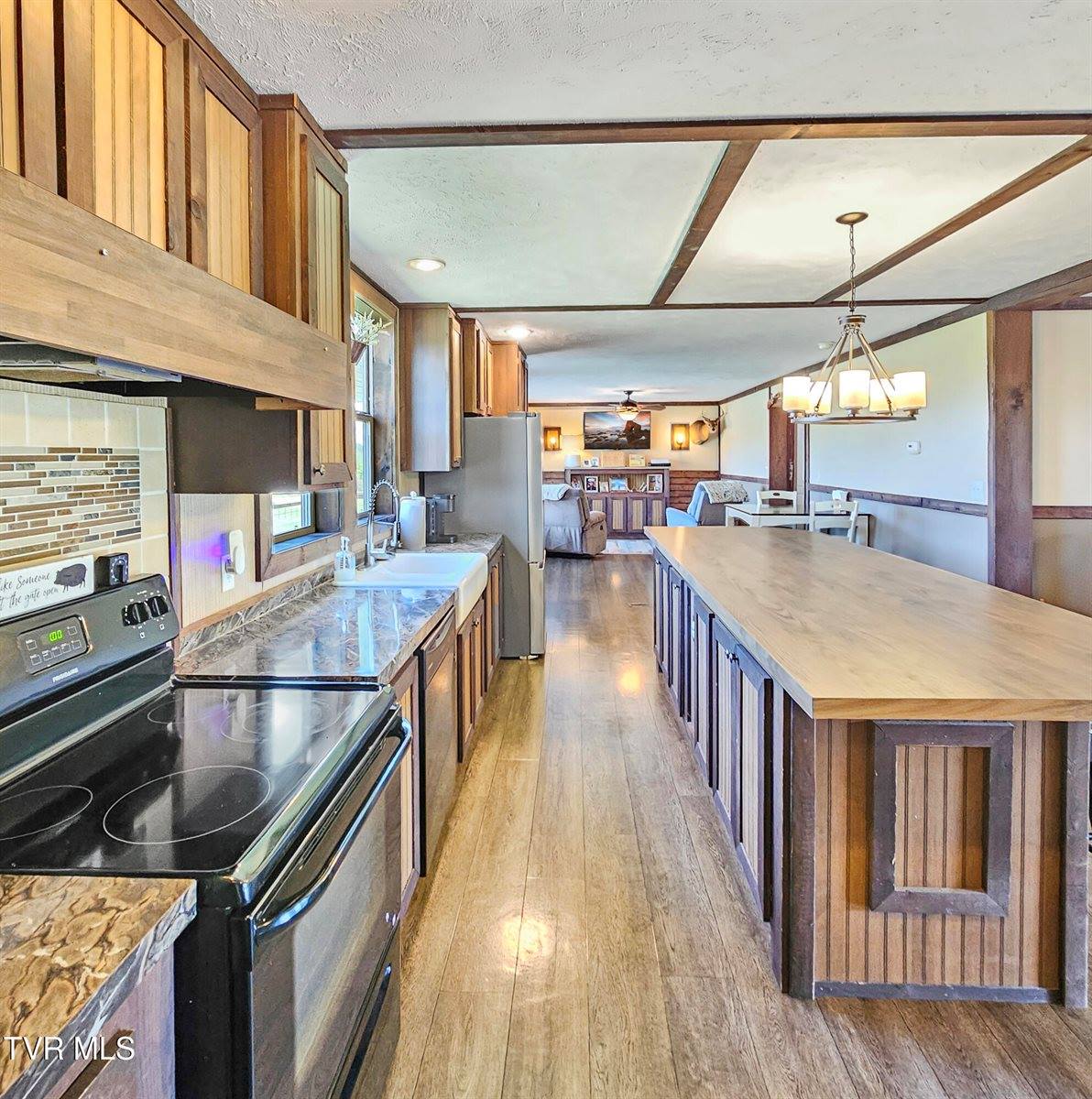 202 Harwood Road, Gray, TN 37615