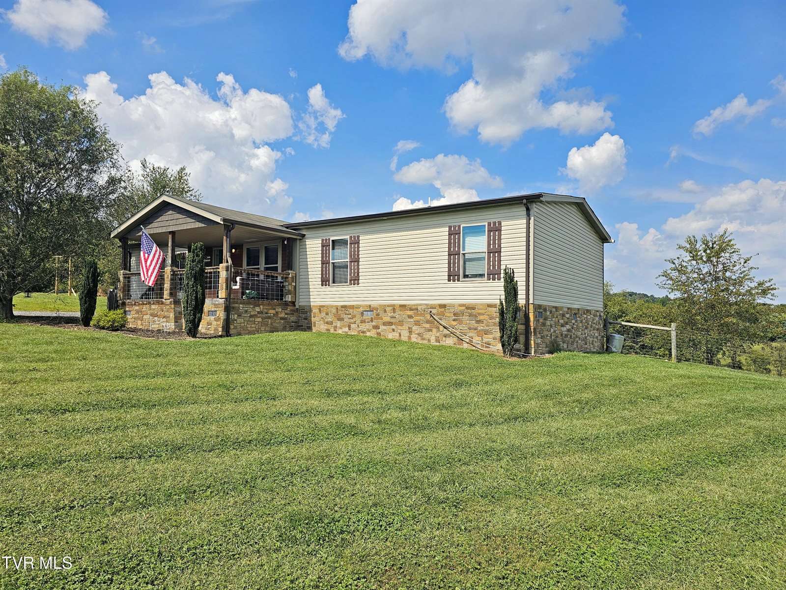 202 Harwood Road, Gray, TN 37615