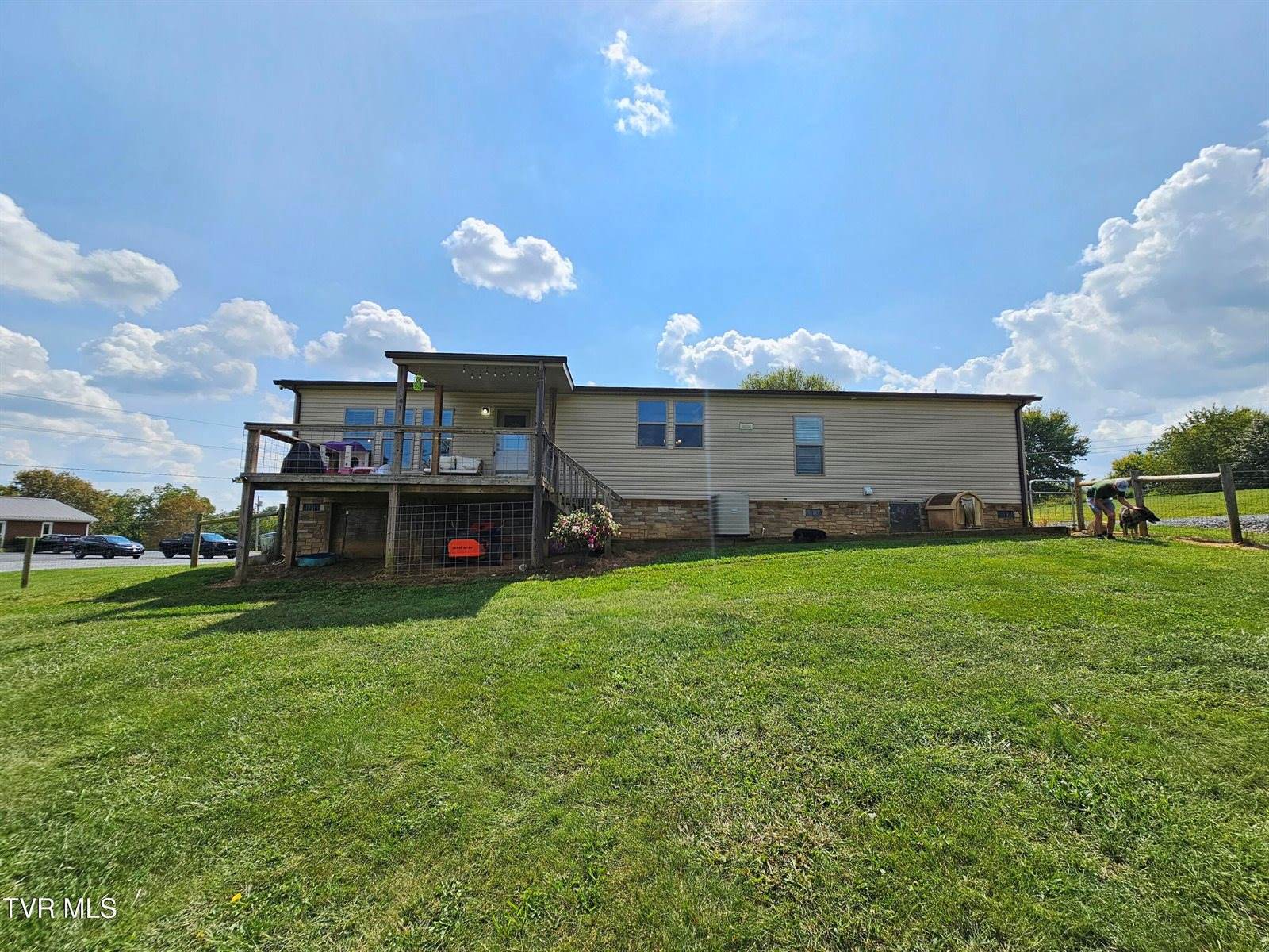 202 Harwood Road, Gray, TN 37615