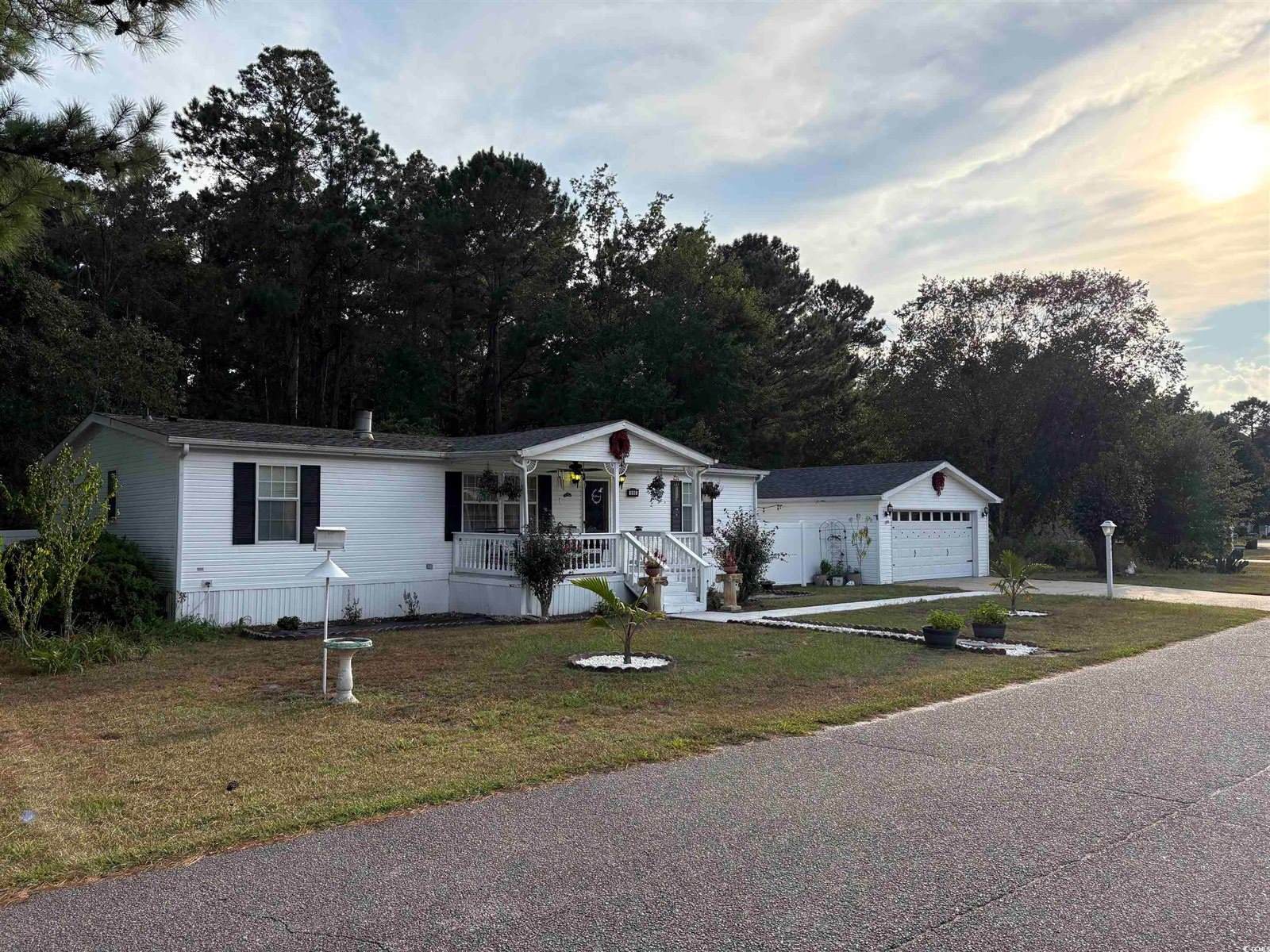 990 Jamestown Rd., Conway, SC 29526