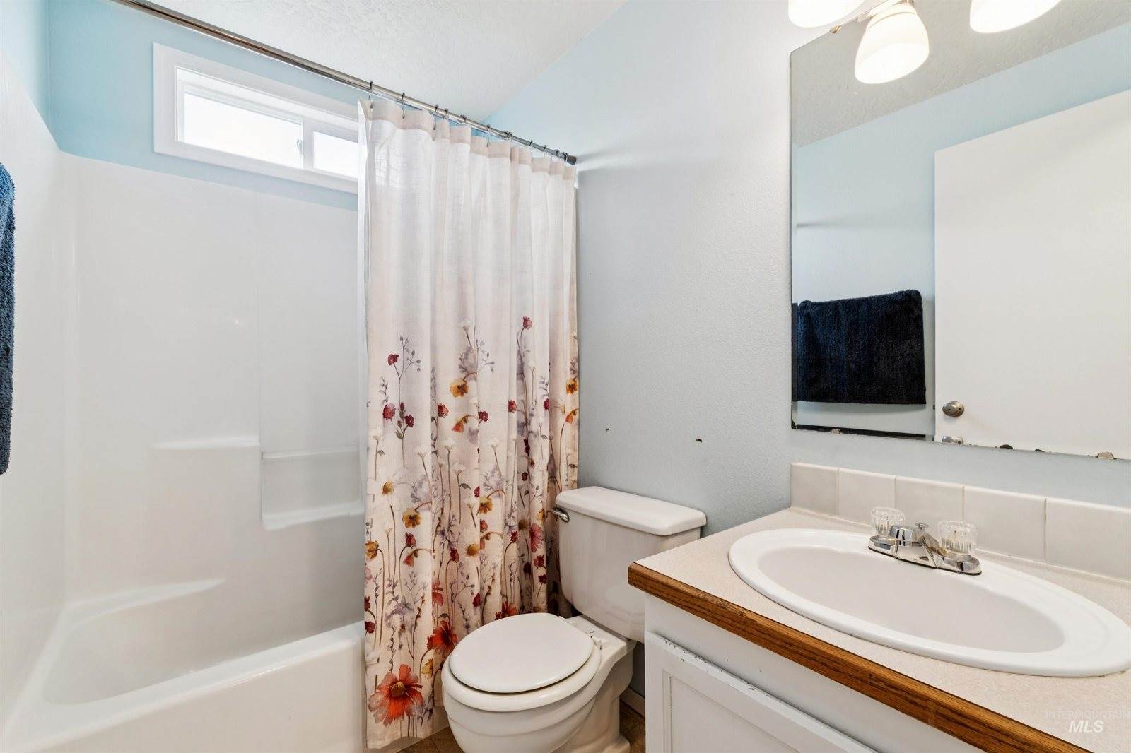 111 School Ave, Nampa, ID 83686