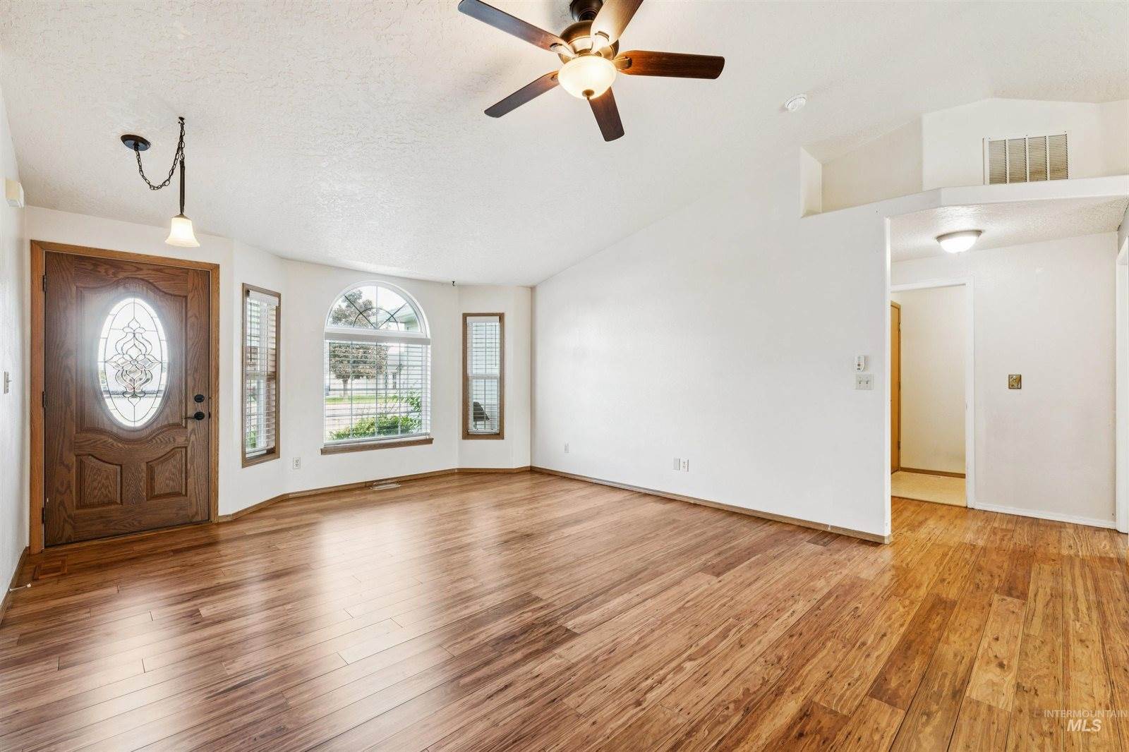 111 School Ave, Nampa, ID 83686