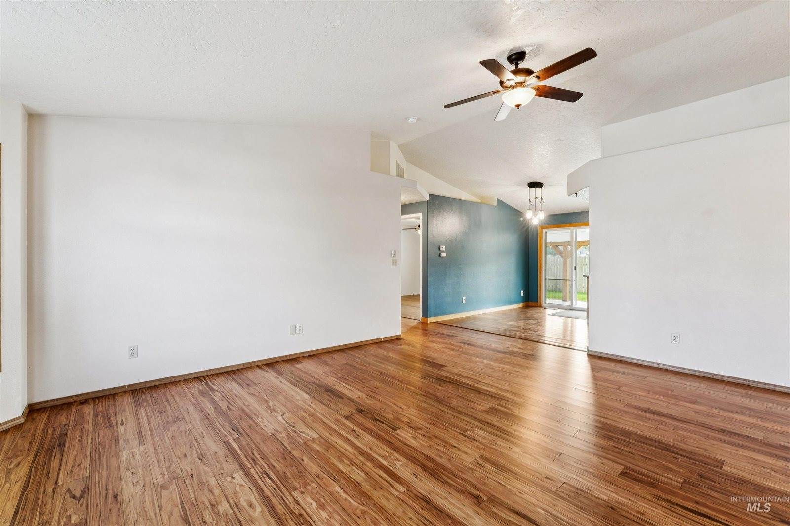 111 School Ave, Nampa, ID 83686