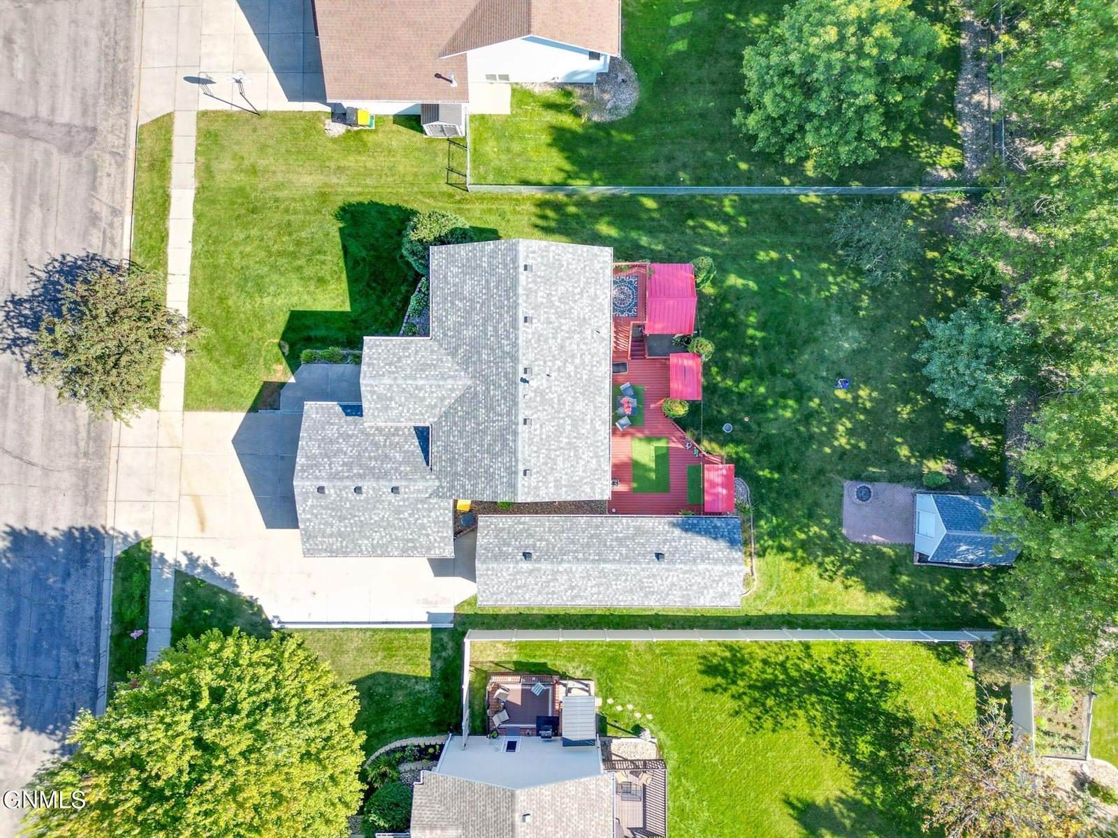 931 Breton Drive, Bismarck, ND 58503