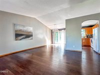 931 Breton Drive, Bismarck, ND 58503