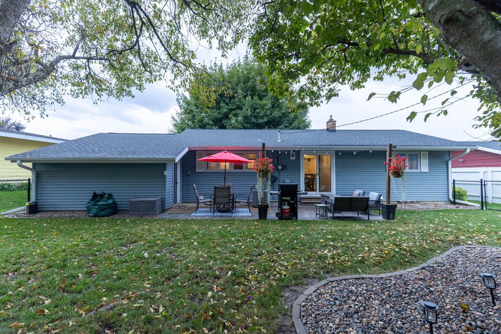 3421 Greenbriar Ct, Shelby, WI 54601