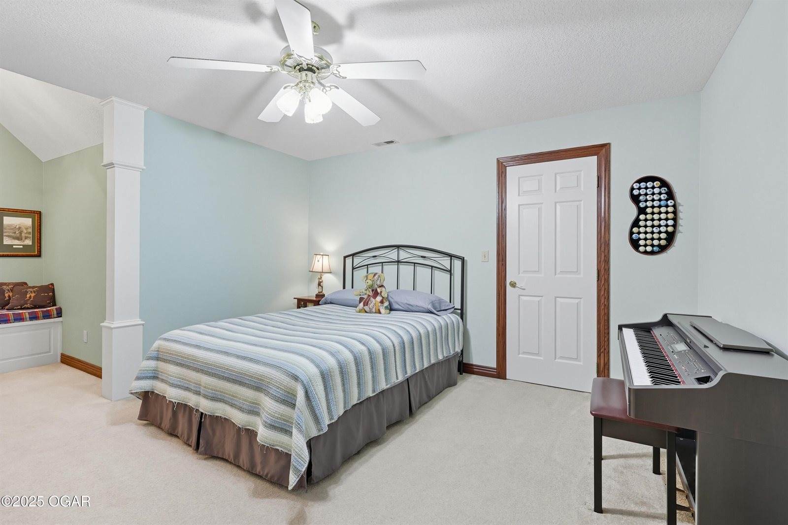 4948 Deer Run Loop, Carthage, MO 64836