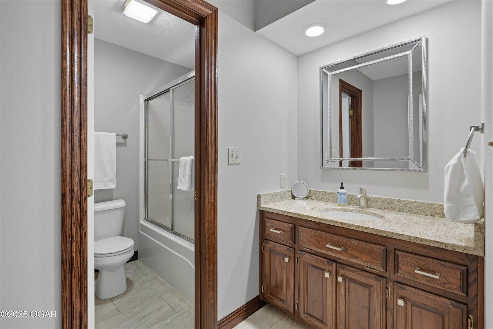 4948 Deer Run Loop, Carthage, MO 64836