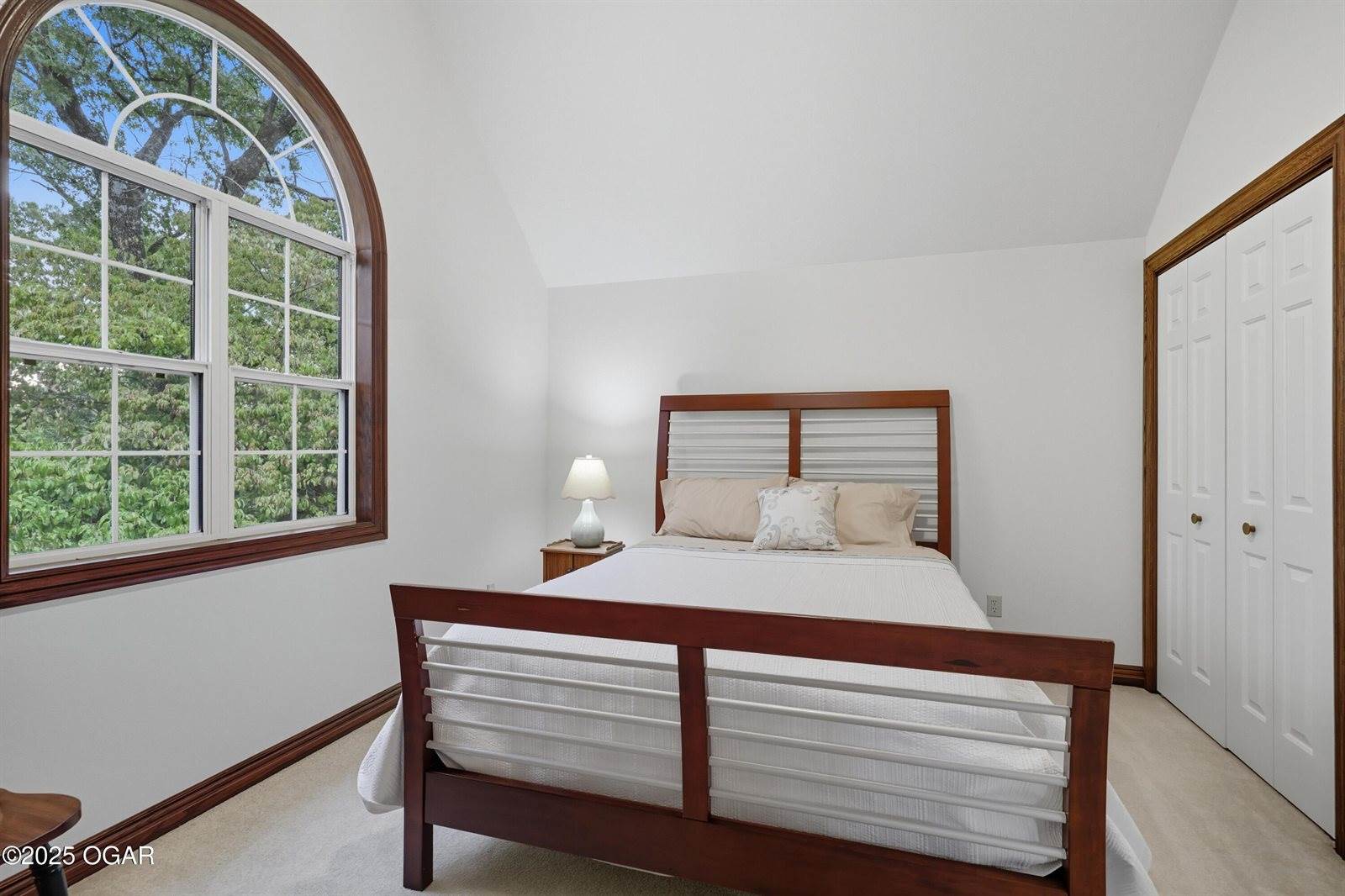 4948 Deer Run Loop, Carthage, MO 64836