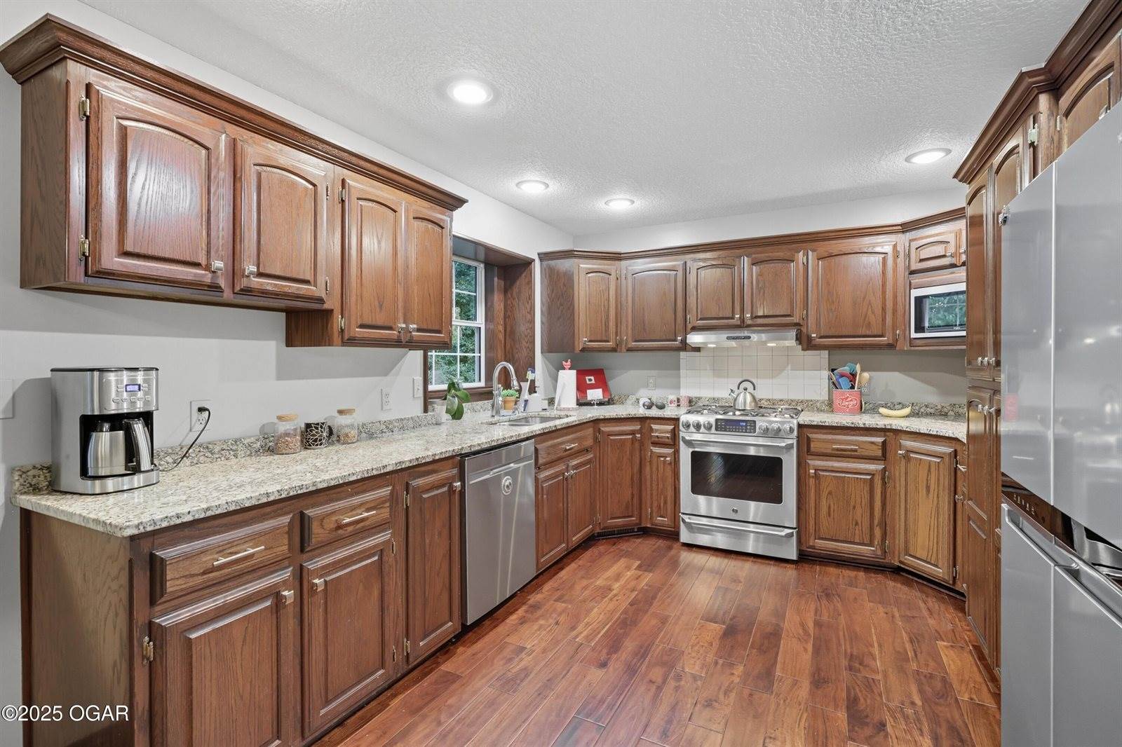 4948 Deer Run Loop, Carthage, MO 64836