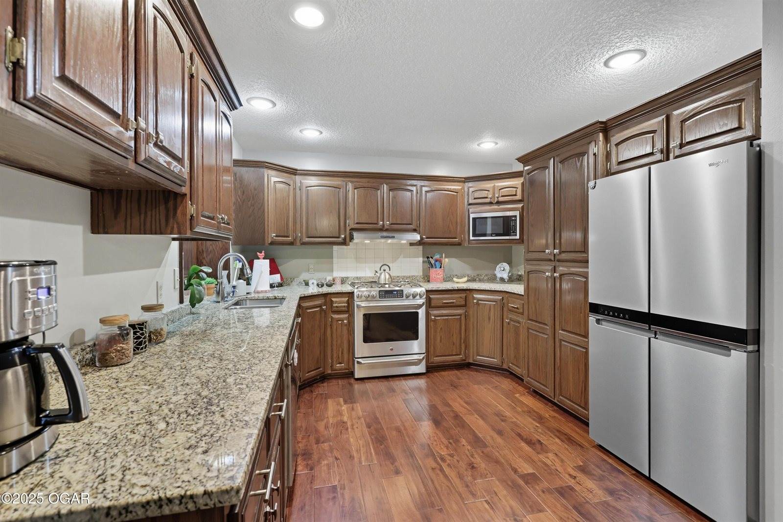 4948 Deer Run Loop, Carthage, MO 64836