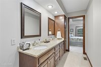 4948 Deer Run Loop, Carthage, MO 64836