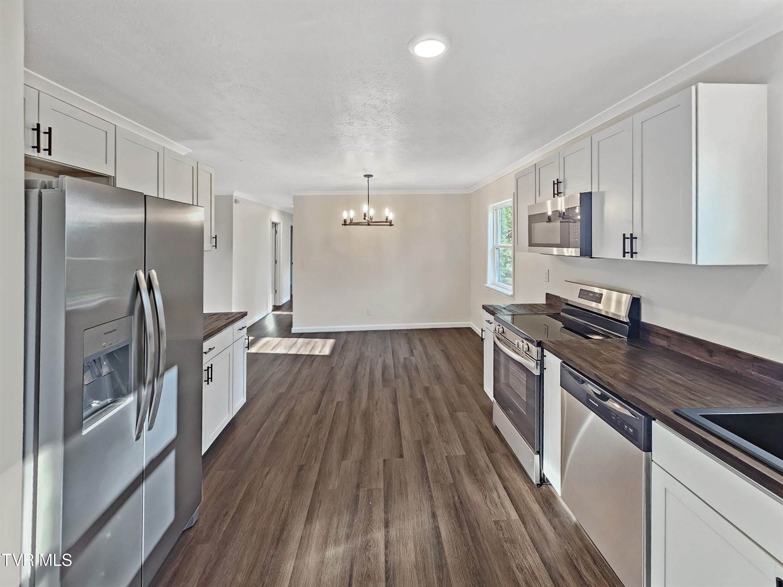 309 Western Heights Drive, Rogersville, TN 37857