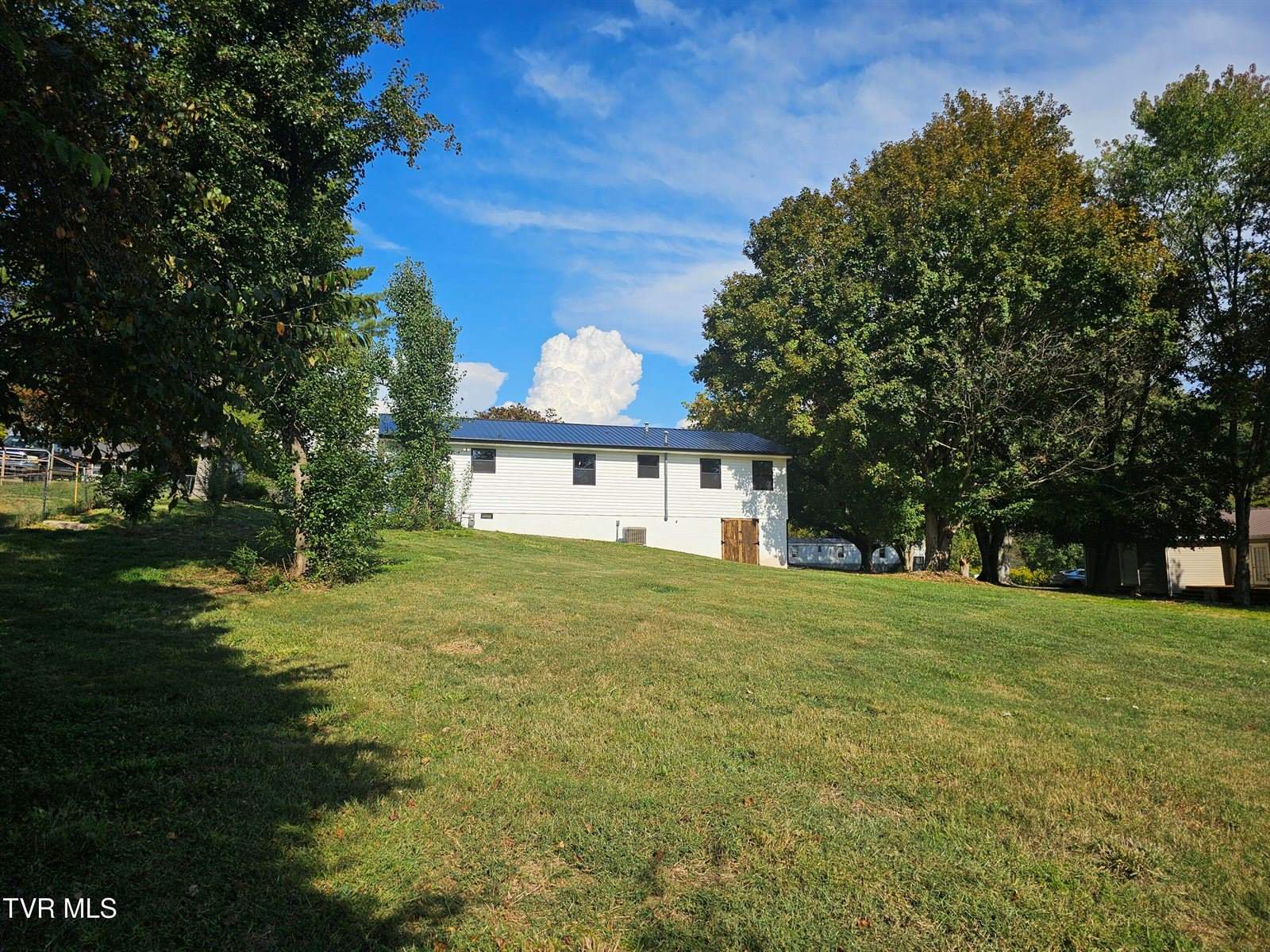 309 Western Heights Drive, Rogersville, TN 37857