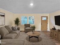 309 Western Heights Drive, Rogersville, TN 37857