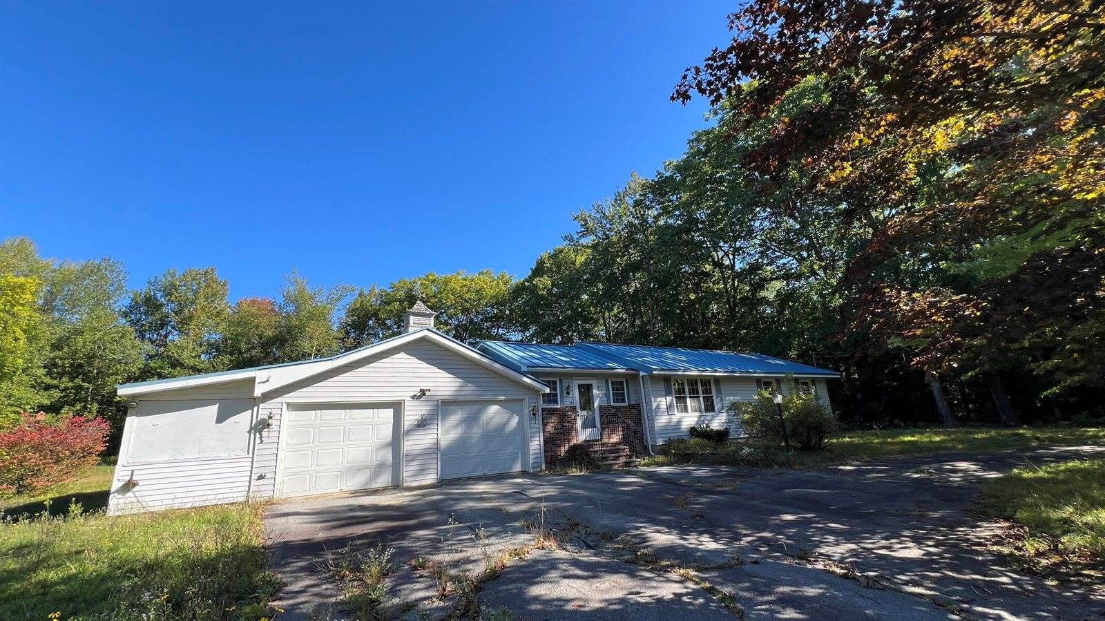 713 Mcgrath Pond Road, Belgrade, ME 04917