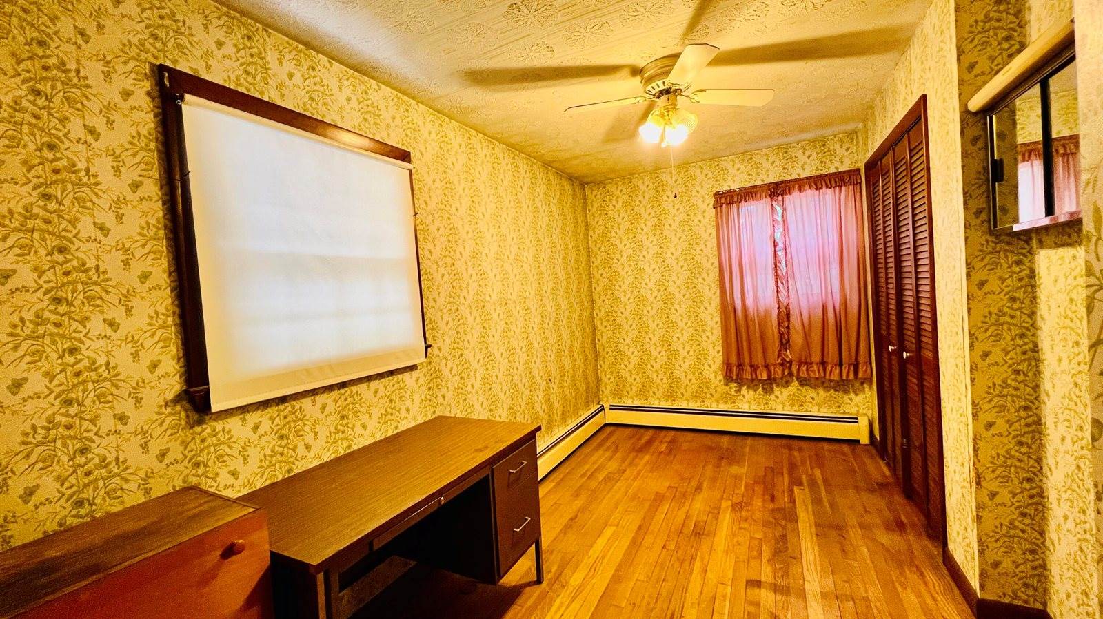 713 Mcgrath Pond Road, Belgrade, ME 04917