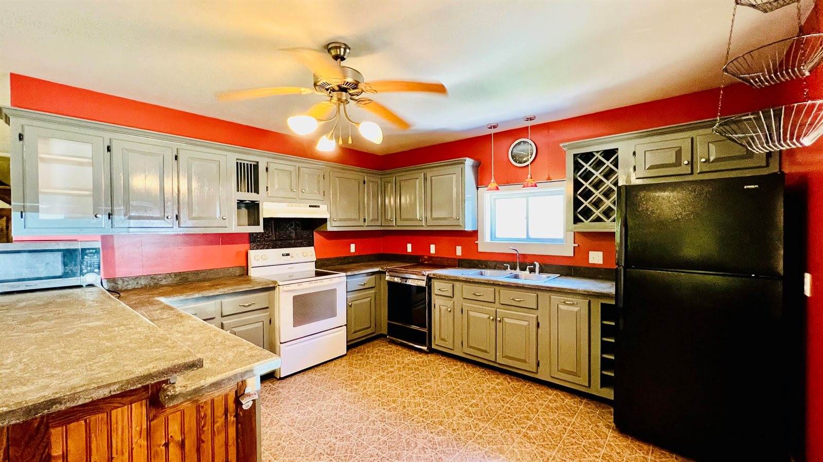 239 North Dexter Road, Parkman, ME 04443