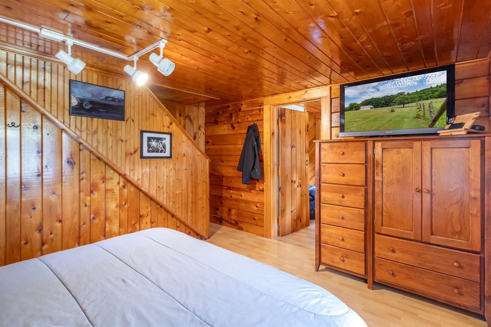 271 Bobcat Road, Clifton, ME 04428