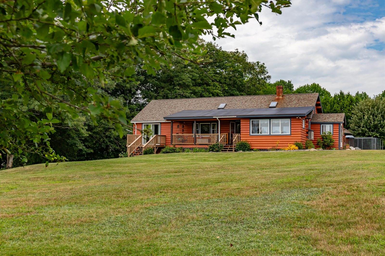 271 Bobcat Road, Clifton, ME 04428