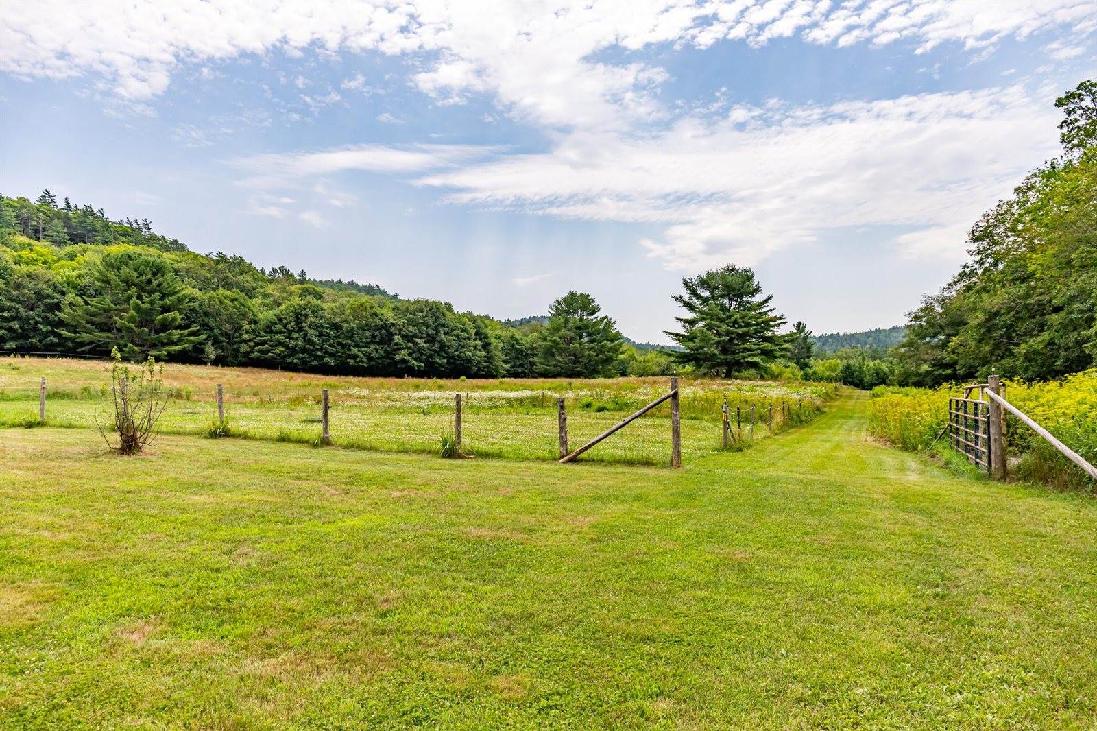 271 Bobcat Road, Clifton, ME 04428