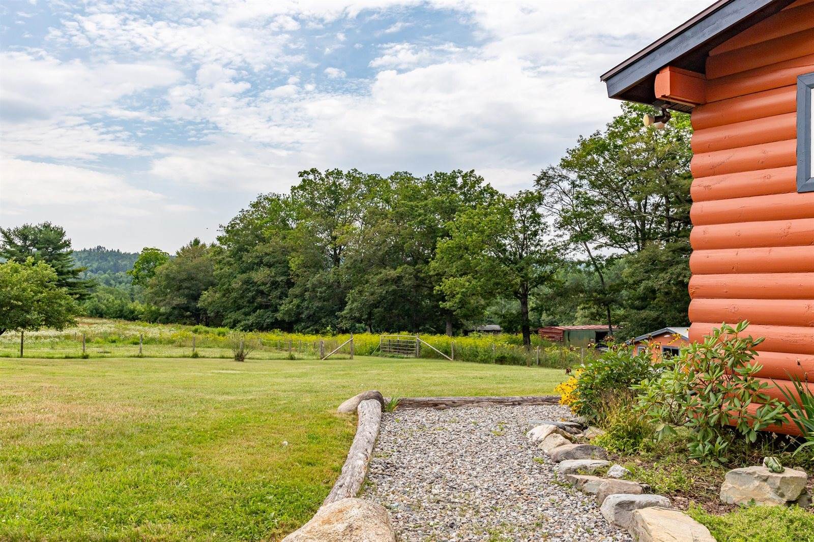 271 Bobcat Road, Clifton, ME 04428