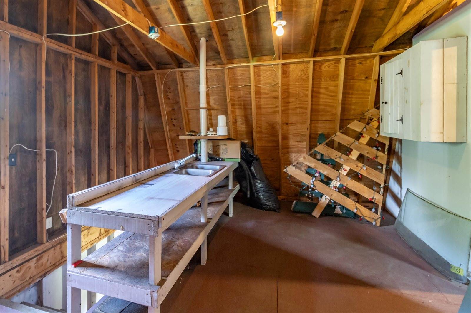 271 Bobcat Road, Clifton, ME 04428