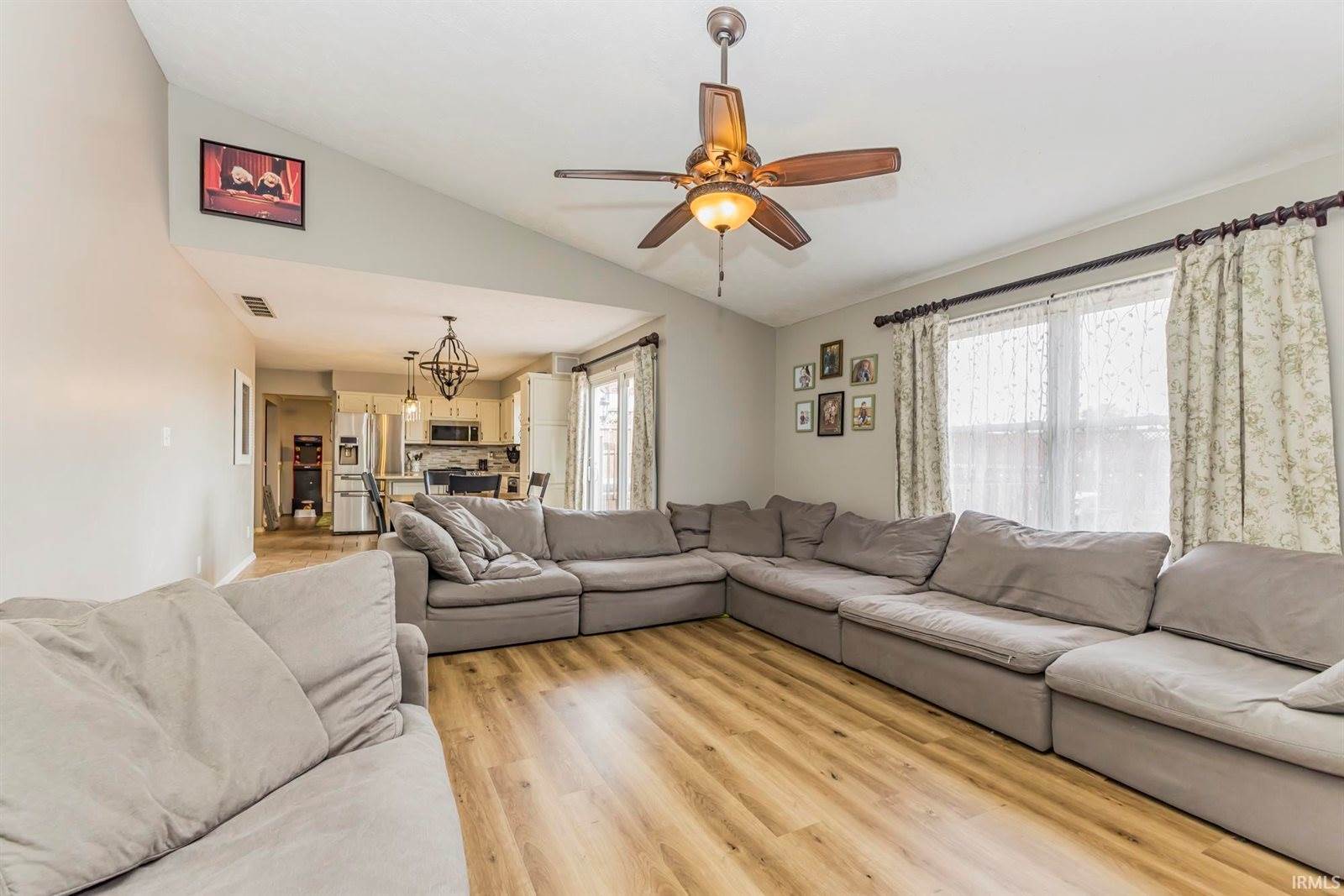 17 N 1200 W Road, Parker City, IN 47368