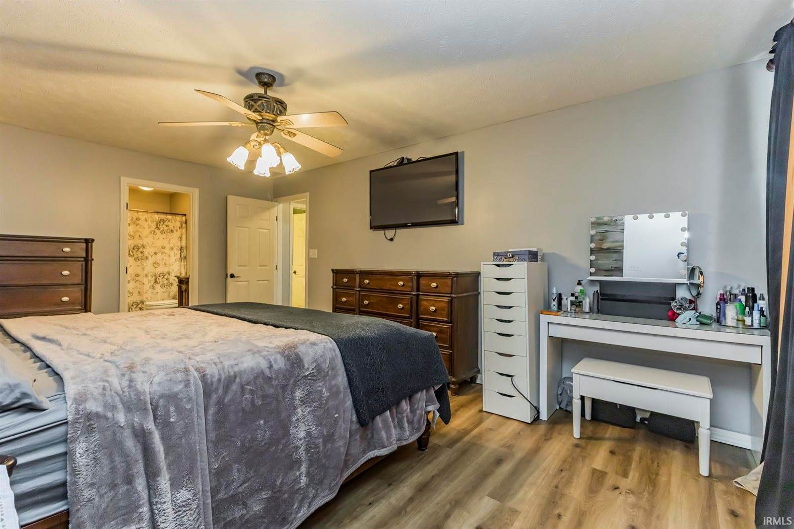 17 N 1200 W Road, Parker City, IN 47368