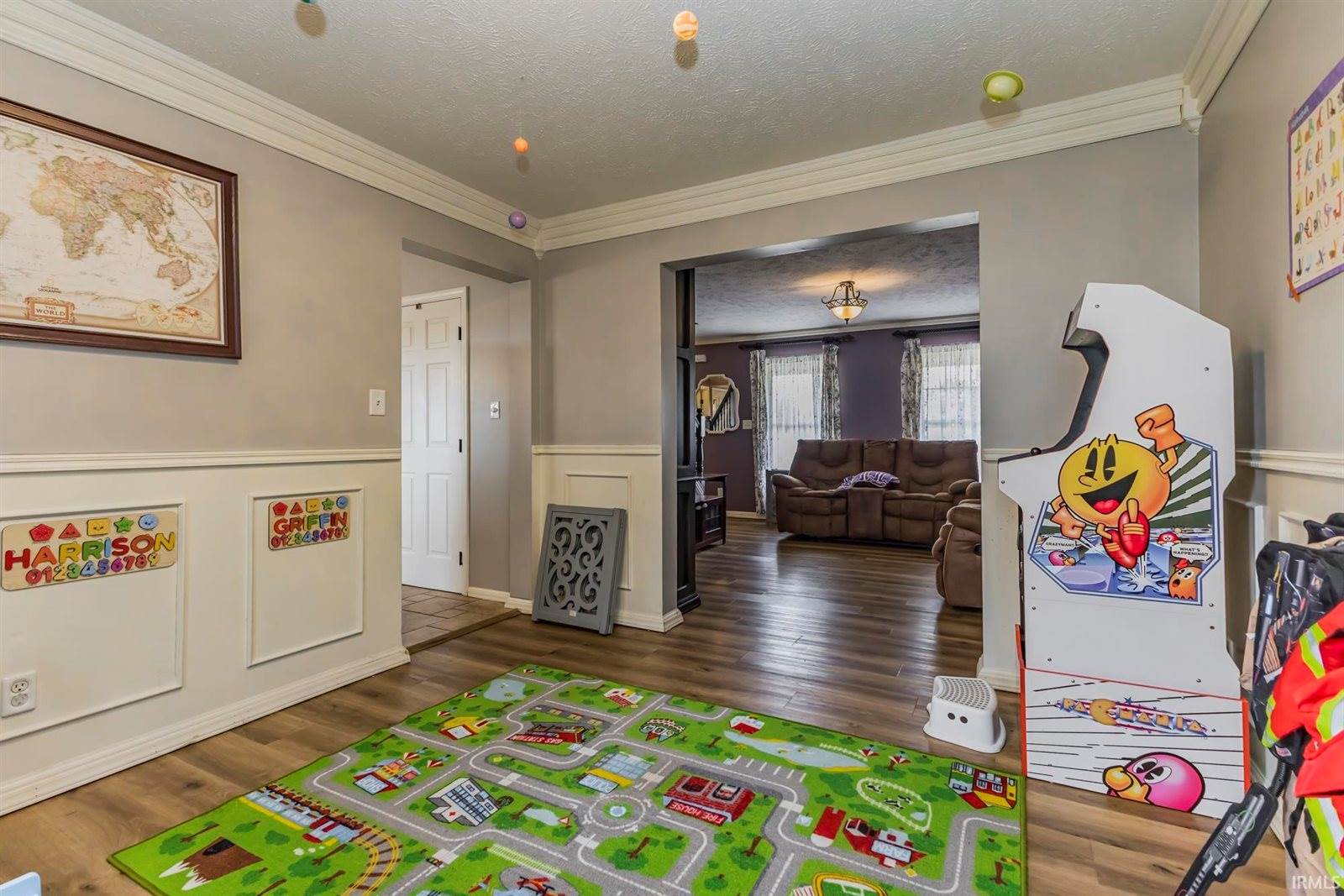 17 N 1200 W Road, Parker City, IN 47368