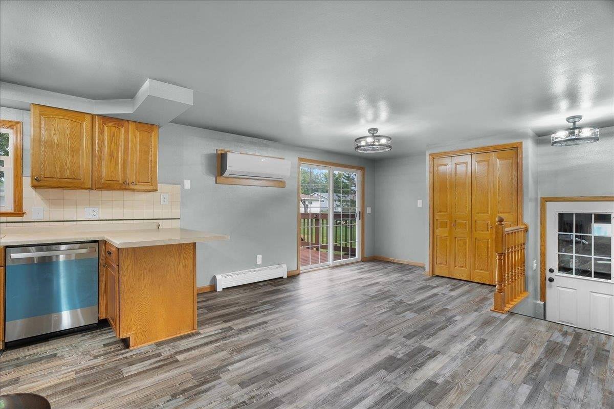 1213 E 29th Street, Marshfield, WI 54449